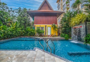 4 Bedroom Villa With Pool For Sale - Sala Kamreuk, Siem Reap thumbnail