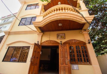 33 Bedroom Guesthouse For Rent  - Wat Bo, Siem Reap thumbnail