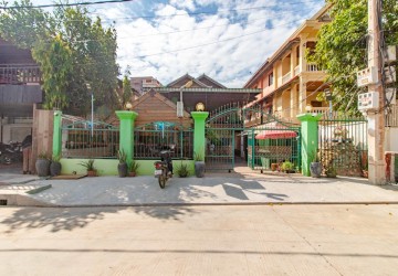 33 Bedroom Guesthouse For Rent  - Wat Bo, Siem Reap thumbnail