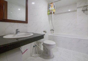 3 Bedroom Serviced Apartment For Rent - Daun Penh, Phnom Penh thumbnail