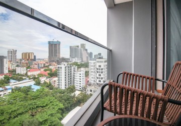 Duplex 3 Bedroom Serviced Apartment For Rent - Tonle Bassac- Phnom Penh thumbnail