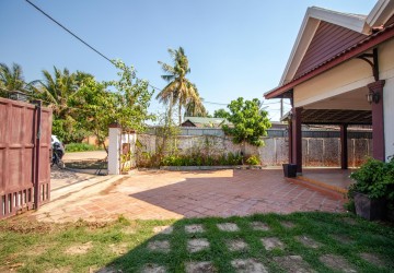 4 Bedroom Vila For Rent - Svay Dangkum, Siem Reap thumbnail