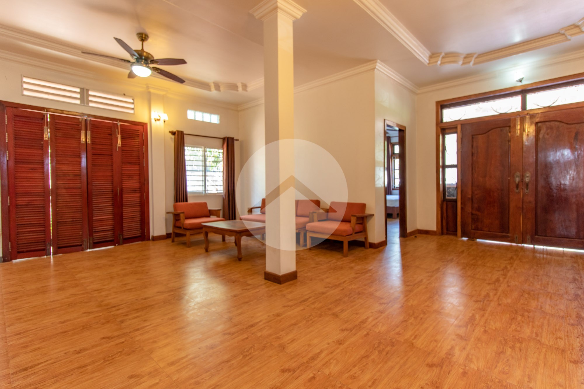 4 Bedroom Vila For Rent - Svay Dangkum, Siem Reap - Image 8