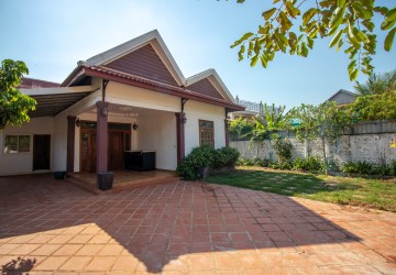 4 Bedroom Vila For Rent - Svay Dangkum, Siem Reap thumbnail