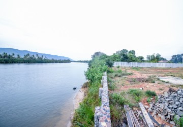 5,298 Sqm Land For Sale - Along Preaek Tuek Chu, Kampot Province thumbnail