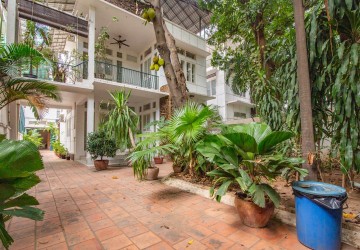 4 Bedroom Villa For Rent - Chakto Mukh, Phnom Penh thumbnail