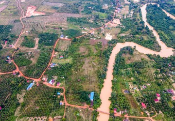 4,000 Sqm Land For Sale - Stoeung Keo, Kampot thumbnail