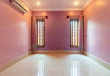 5 Bedroom House For Rent - Teuk Vil, Siem Reap thumbnail