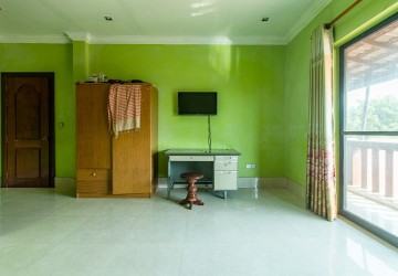 5 Bedroom House For Rent - Teuk Vil, Siem Reap thumbnail