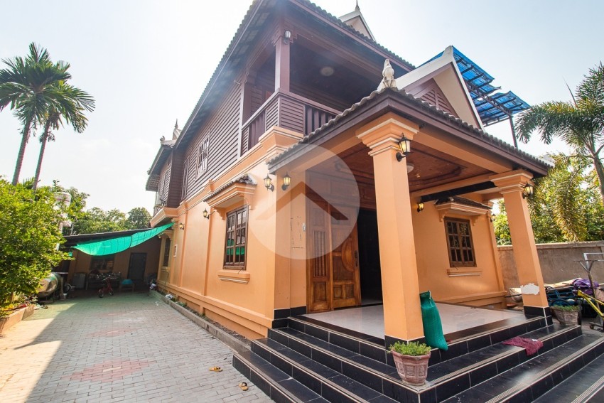 5 Bedroom House For Rent - Teuk Vil, Siem Reap