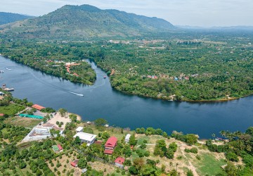 7300 Sqm Land For Sale - Preaek Tuek Chu, Makprang, Kampot Province thumbnail