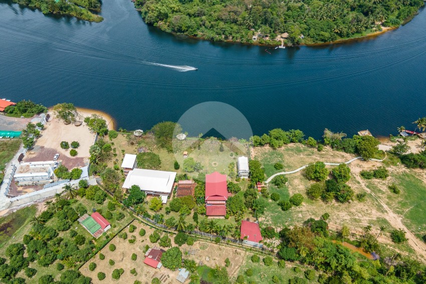 7300 Sqm Land For Sale - Preaek Tuek Chu, Makprang, Kampot Province