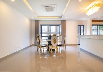 6 Bedroom Villa For Rent - Russey Keo, Phnom Penh thumbnail