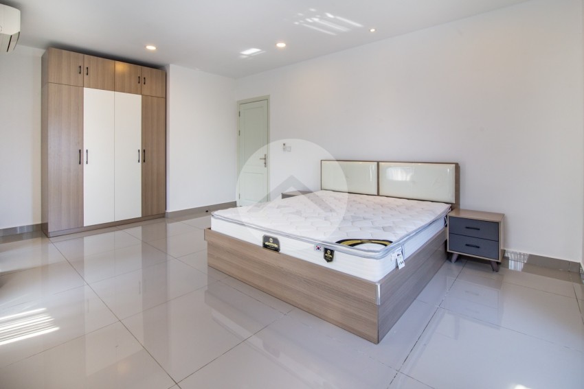 6 Bedroom Villa For Rent - Russey Keo, Phnom Penh