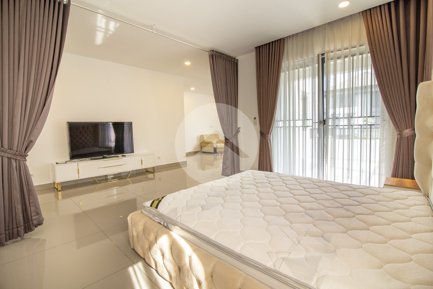 6 Bedroom Villa For Rent - Russey Keo, Phnom Penh - Image 14