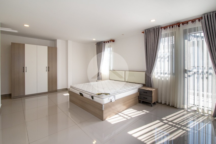 6 Bedroom Villa For Rent - Russey Keo, Phnom Penh