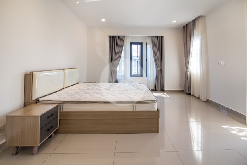 6 Bedroom Villa For Rent - Russey Keo, Phnom Penh