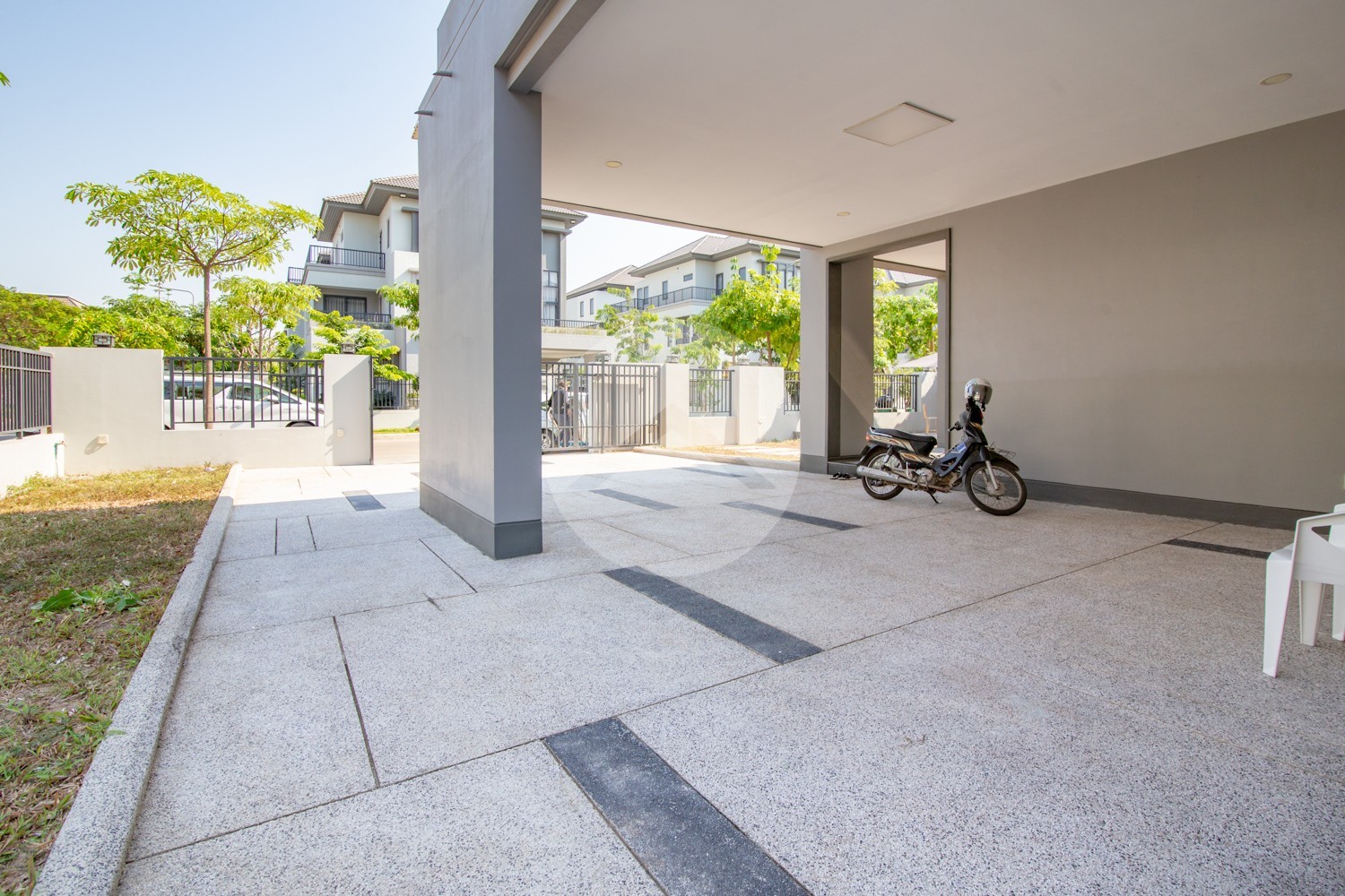 6 Bedroom Villa For Rent - Russey Keo, Phnom Penh - Image 31