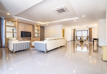 6 Bedroom Villa For Rent - Russey Keo, Phnom Penh thumbnail