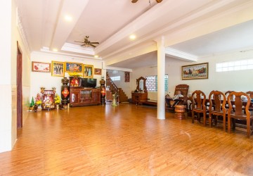 5 Bedroom Villa For Sale - Slor Kram, Siem Reap thumbnail