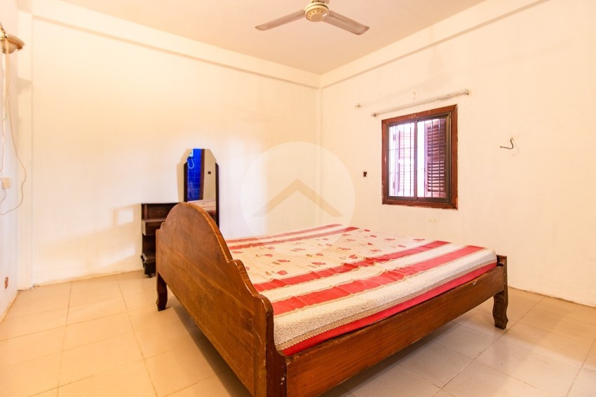 6 Bedroom Commercial Villa For Sale - Old Market  Pub Street, Siem Reap
