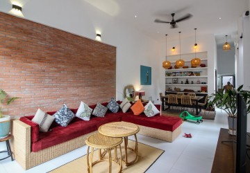 Renovated 4 Bedroom  Townhouse For Rent - Toul Tum Poung 1, Phnom Penh thumbnail