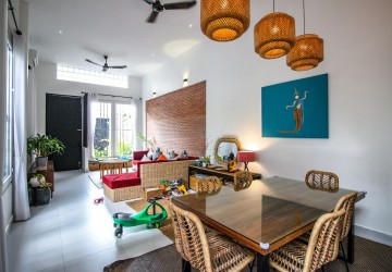 4 Bedroom Renovated Townhouse For Rent - Russian Market, Phnom Penh thumbnail