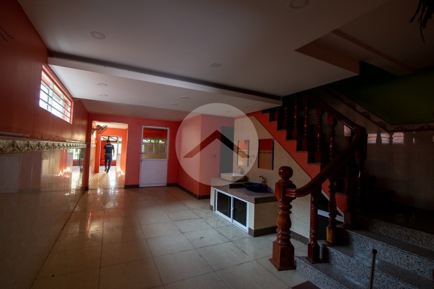 12 Bedroom Commercial Building For Rent - Beoung Tumpun, Phnom Penh