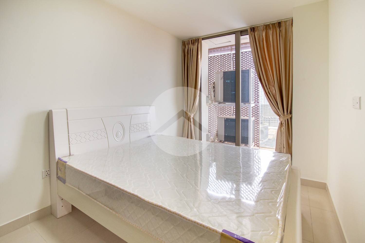 19th Floor 3 Bedroom Condo For Rent - The Peak, Tonle Bassac, Phnom Penh - Image 8