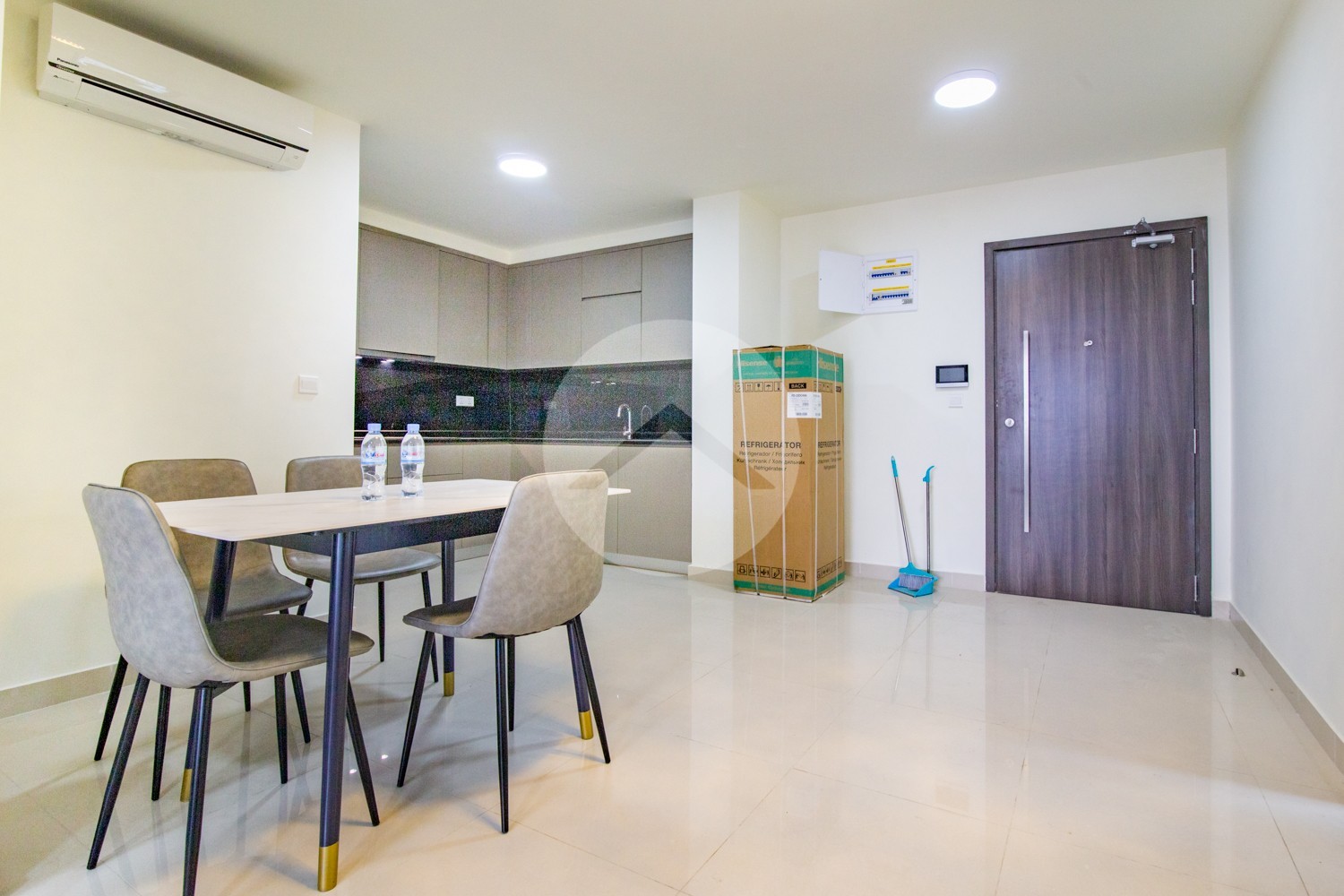 19th Floor 3 Bedroom Condo For Rent - The Peak, Tonle Bassac, Phnom Penh - Image 11