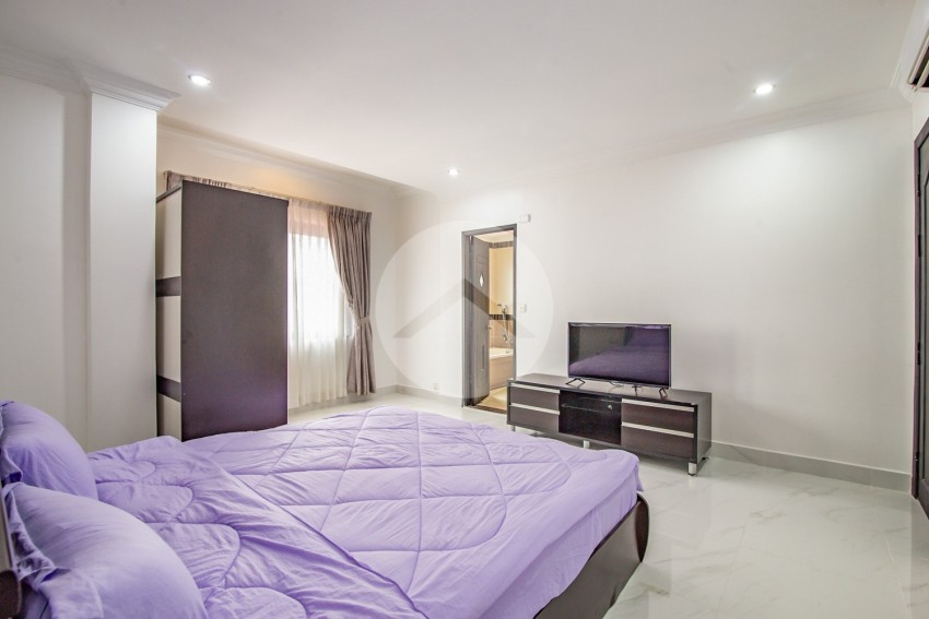 4 Bedroom Serviced Apartment For Rent-BKK1, Phnom Penh