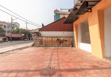 320 Sqm Commercial Space For Sale - Svay Dangkum, Siem Reap thumbnail