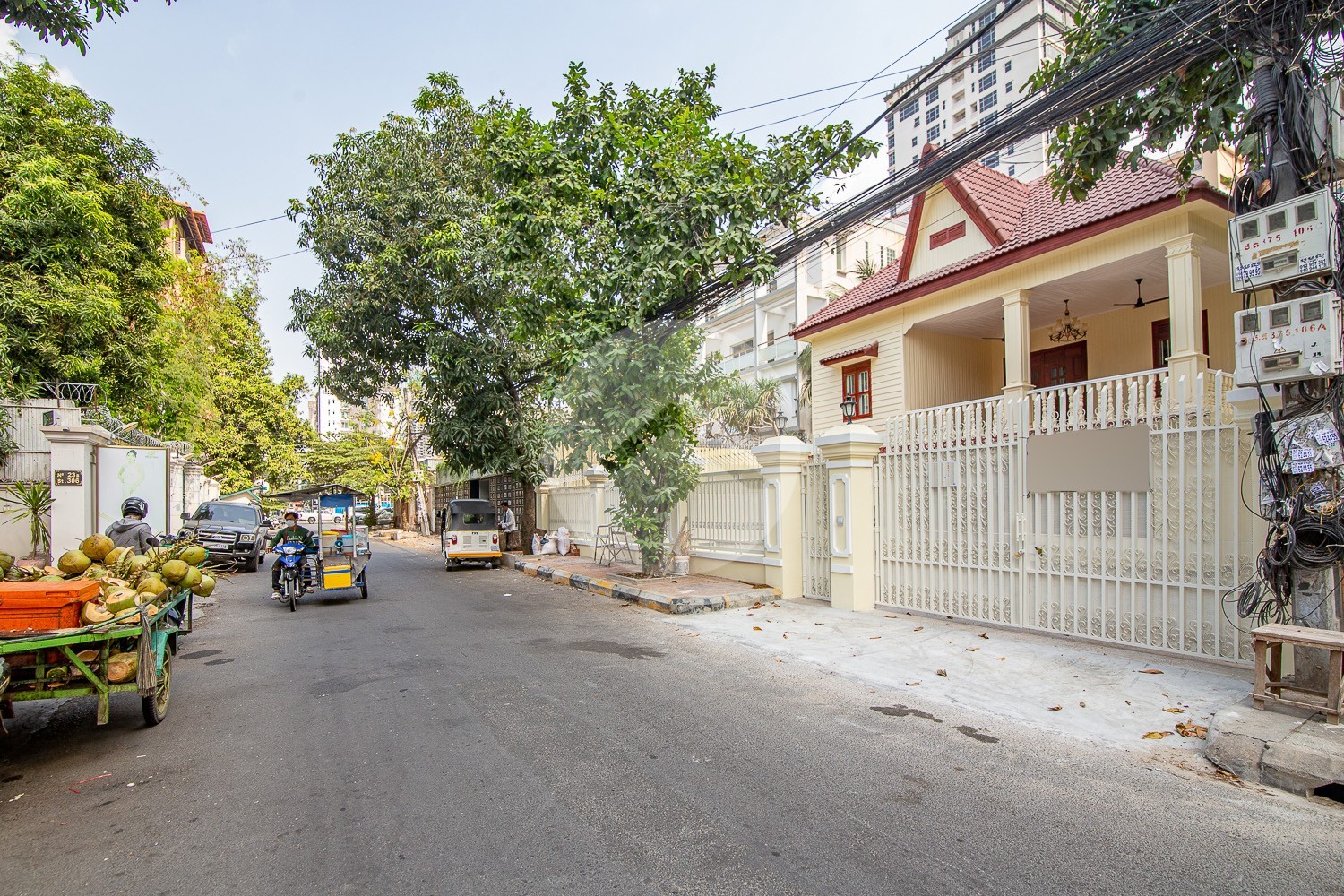 4 Bedroom Wooden Villa For Rent - BKK1, Phnom Penh
