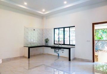 4 Bedroom House For Rent - Svay Dangum, Siem Reap thumbnail