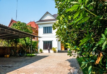 4 Bedroom House For Rent - Svay Dangum, Siem Reap thumbnail