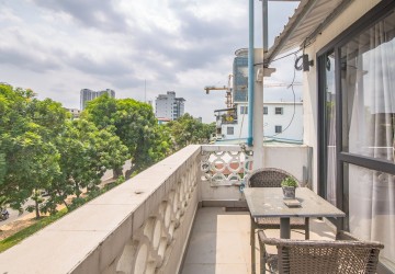 Renovated 2 Bedroom Apartment For Rent - Wat Phnom, Phnom Penh thumbnail