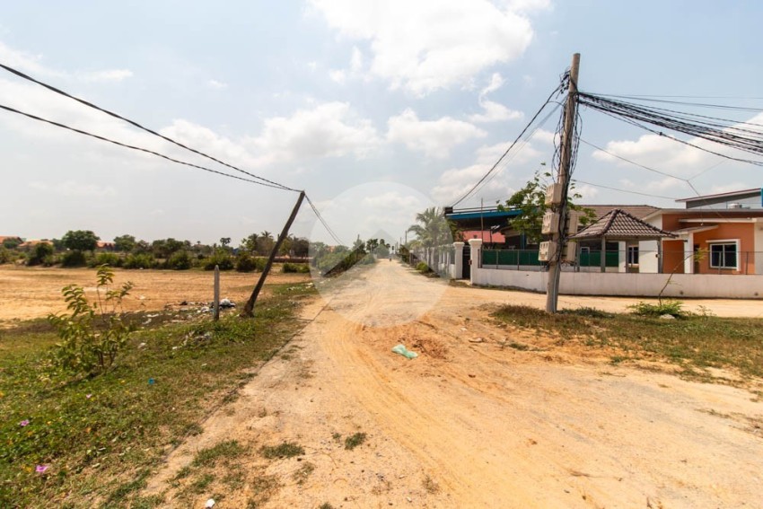 2000 Sqm Land For Sale - Krabi Riel, Siem Reap