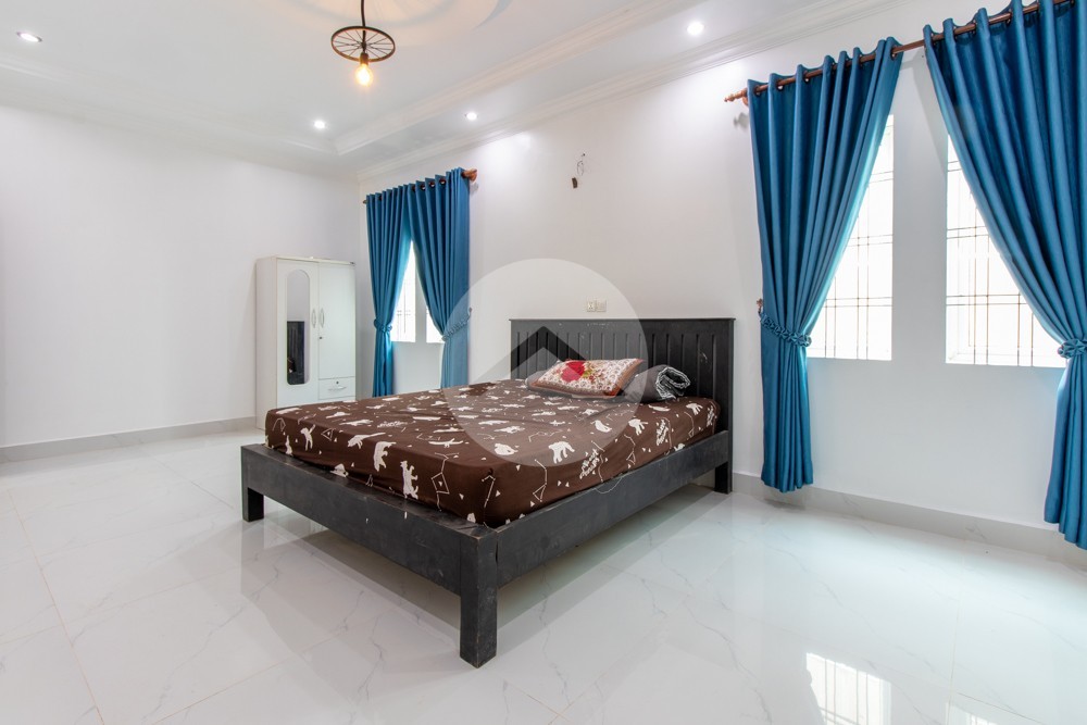 4 Bedroom House For Rent - Svay Dangkum, Siem Reap - Image 10