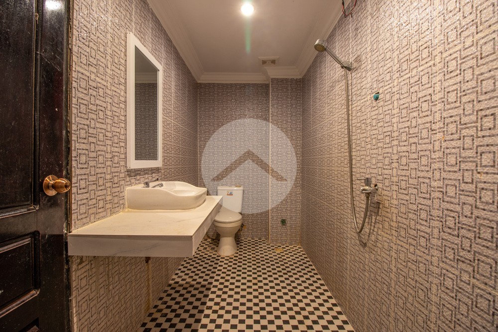 4 Bedroom House For Rent - Svay Dangkum, Siem Reap - Image 24