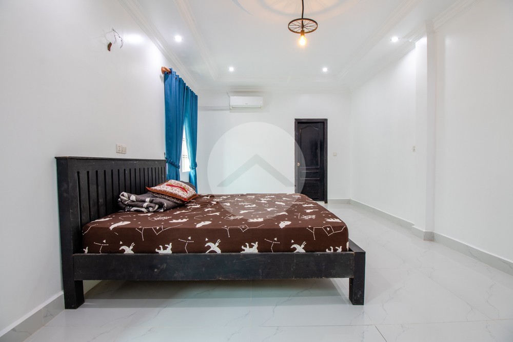 4 Bedroom House For Rent - Svay Dangkum, Siem Reap - Image 9