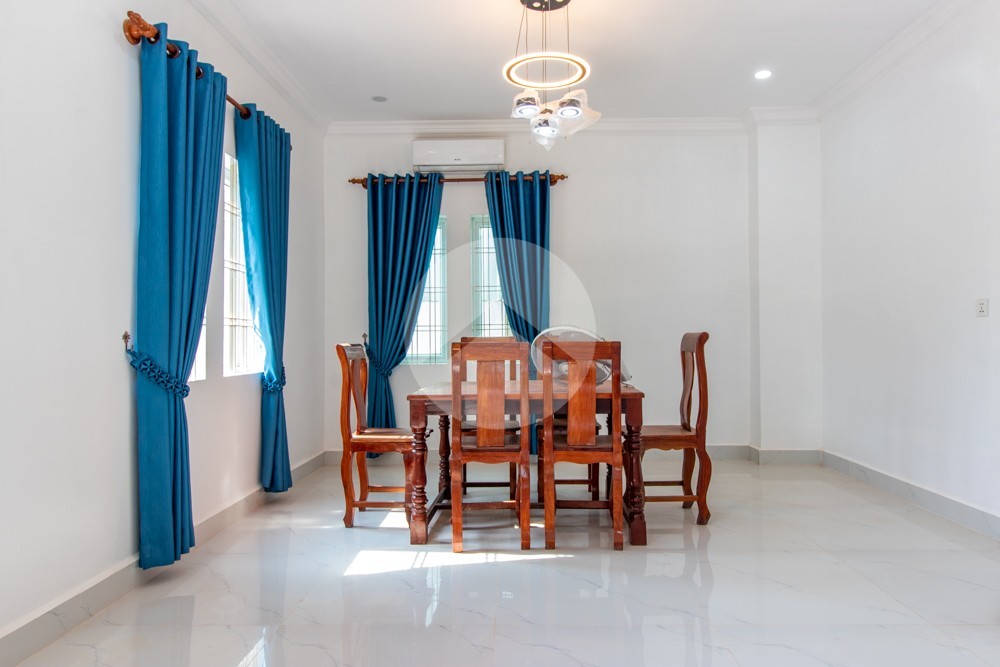 4 Bedroom House For Rent - Svay Dangkum, Siem Reap - Image 4
