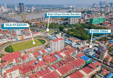 3,734 Sqm Land For Sale in Sras Chork, Daun Penh thumbnail