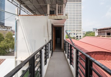 Renovated 2 Bedroom Apartment For Rent - Wat Phnom, Phnom Penh thumbnail