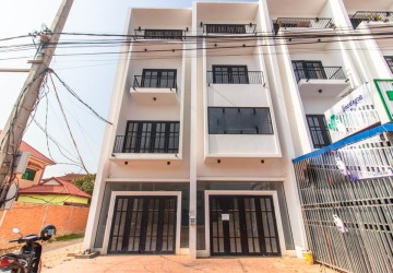 480 Sqm Commercial Shophouse For Rent  - Svay Dangkum, Siem Reap thumbnail