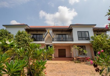 5 Bedroom House For Rent - Svay Dangkum, Siem Reap thumbnail