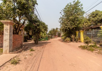 601 Sqm Land For Sale - Svay Dangkum, Siem Reap thumbnail