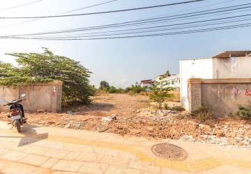 2400 Sqm Land For Sale - Svay Dangkum, Siem Reap thumbnail