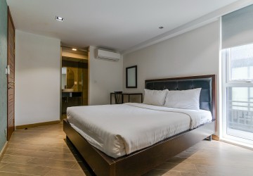 3 Bedroom Apartment For Rent - Toul Tum Poung 1, Phnom Penh thumbnail