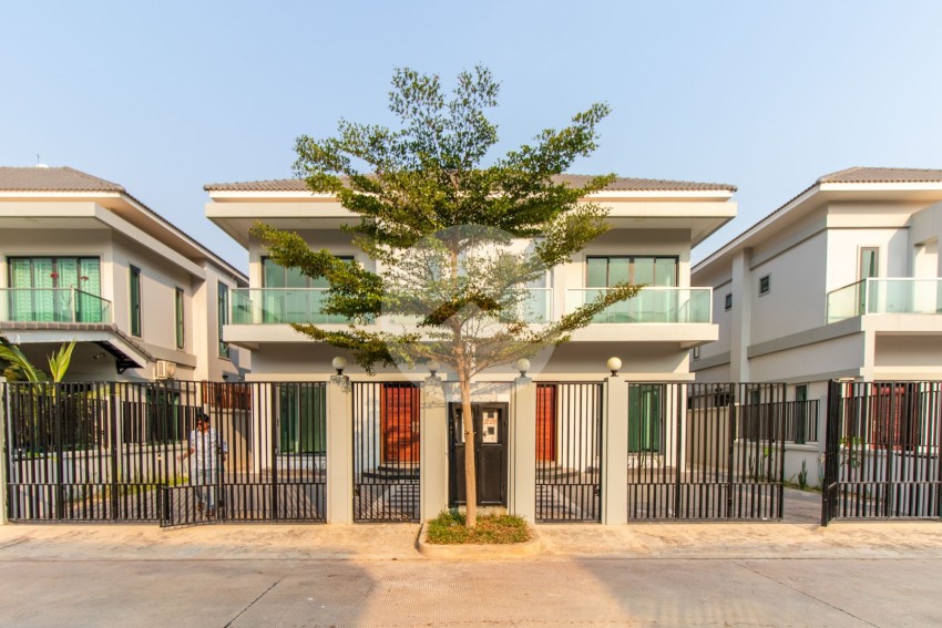 6 Bedroom Twin Villa For Rent - Svay Thom, Siem Reap