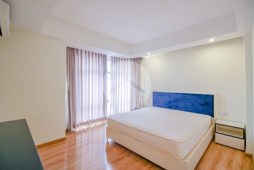 4 Bedroom Condo For Rent In Toul Kok, Phnom Penh